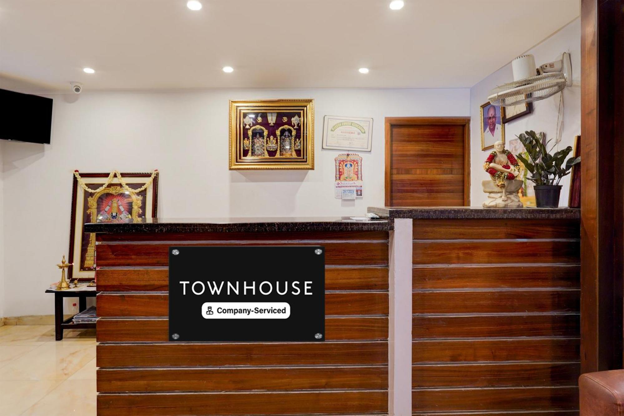 Super Townhouse Arcot Road Near Kauvery Hospital Chennai Exterior photo